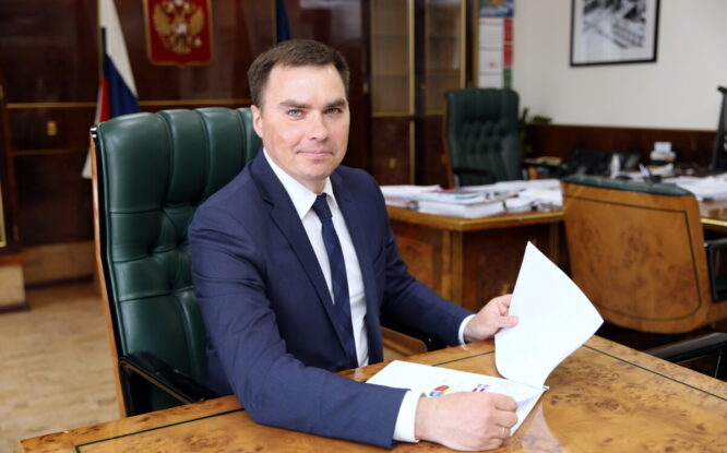 Глава города Норильска Дмитрий Карасев поздравил жителей с Днём России