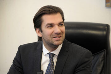 Глава АРН Максим Миронов предложил отказаться от образа «города преодоления»