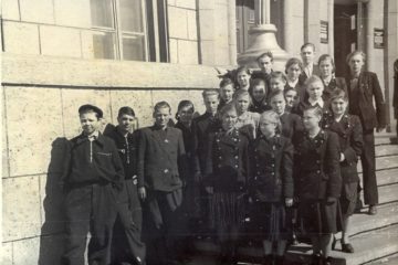 В здании техникума на улице 50 лет Октября студенты не только учились, но и жили