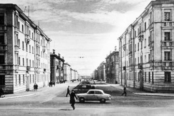 Узнаете ли вы места, запечатленные на старых фотоснимках?