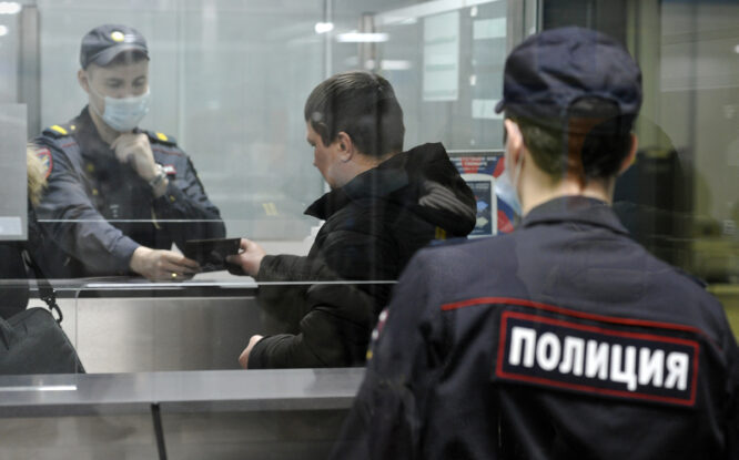 В самолетах чаще всего дебоширят отпускники