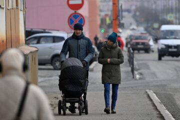 Ряд мер соцподдержки семьям с детьми станут беззаявительными
