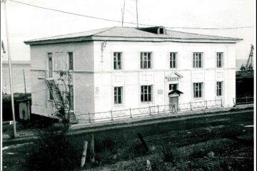 Почта в доме 1943 года: вокруг первого каменного здания Дудинки установят зоны охраны