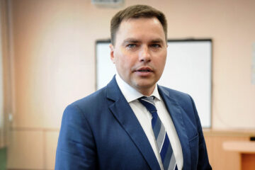 Дмитрий Карасев поздравил северян с Днем защитника Отечества