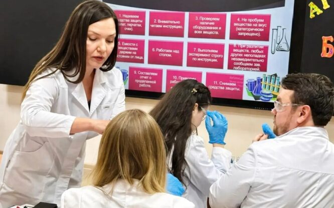 Норильчанка Светлана Бобунова – «Учитель года – 2026» в Красноярском крае