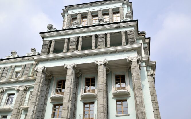 Клуб осознанного родительства «Дар речи» начинает работу в «Башне»
