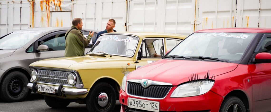 Квест на автомобилях устроили для участников «Авторалли» в Норильске