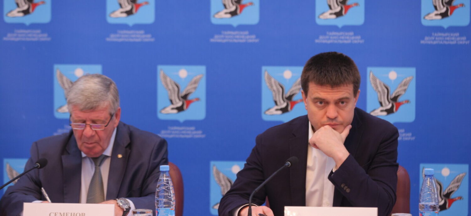 Михаил Котюков провёл первое заседание Морского совета в Дудинке