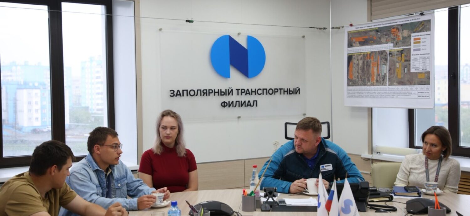 Профессиональный старт студентов Сибирского университета водного транспорта проходит в ЗТФ