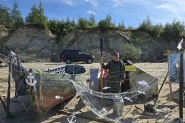 Потерянная в тундре старая лодка получит новую жизнь