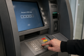 Банкоматы постепенно уходят в прошлое