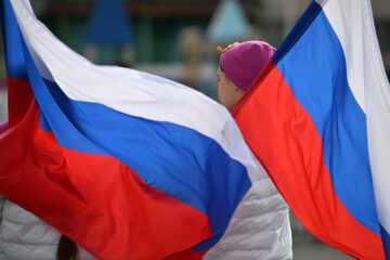 Семейный праздник ко Дню российского флага перенесли на стадион «Заполярник»